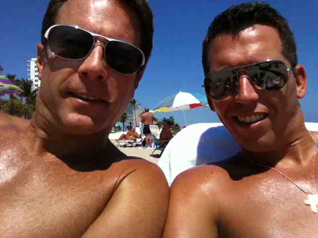 Kenny chesney peyton manning gay M slave shemale