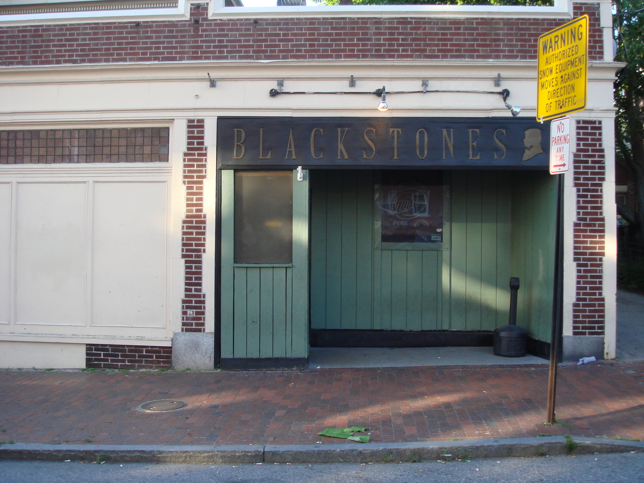 gay bars in bar harbor maine